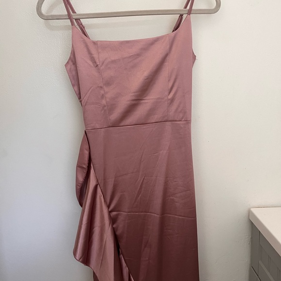 WOMENS SMALL PINK SATIN FORMAL DRESS - Picture 4 of 5